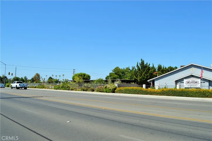2750 W Devonshire Avenue, Hemet, California 92545