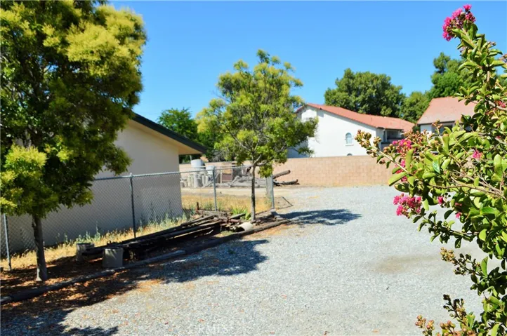 2750 W Devonshire Avenue, Hemet, California 92545
