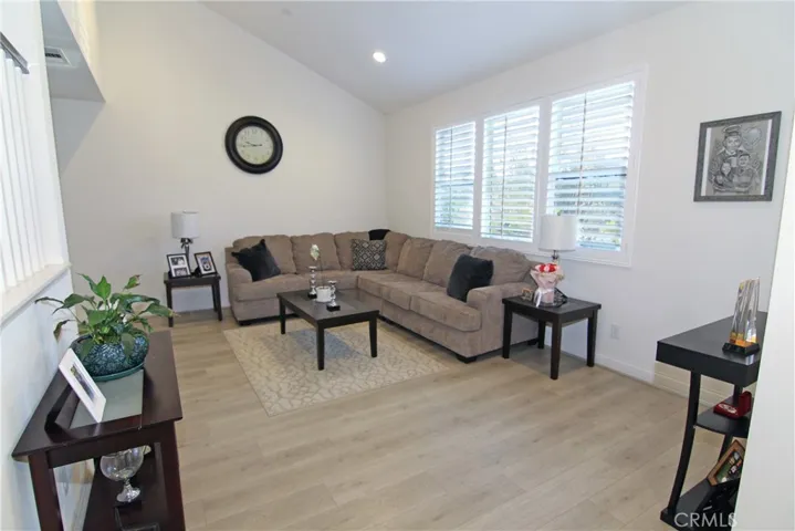 13936 Nurmi Street, Sylmar, California 91342
