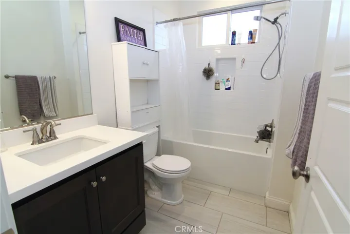 13936 Nurmi Street, Sylmar, California 91342