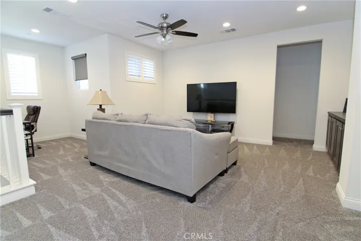 13936 Nurmi Street, Sylmar, California 91342