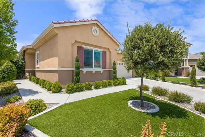 26584 Opalescent Drive, Menifee, California 92584