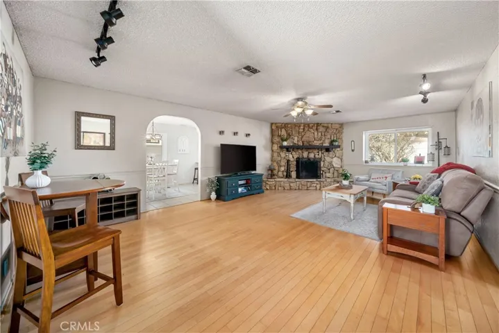 841 Bolen Drive, Paso Robles, California 93446