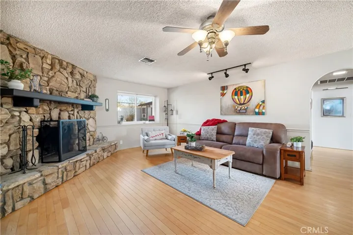 841 Bolen Drive, Paso Robles, California 93446