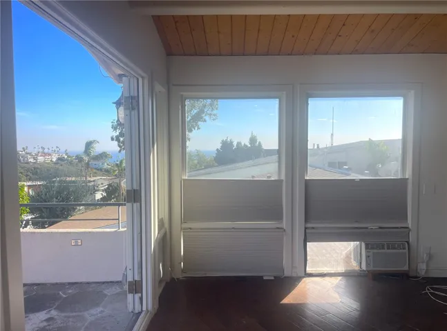 989 Miramar Street, Laguna Beach, California 92651