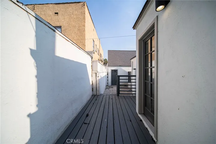 1407 W 80th Street, Los Angeles, California 90047