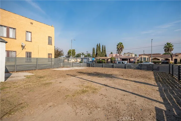 1407 W 80th Street, Los Angeles, California 90047