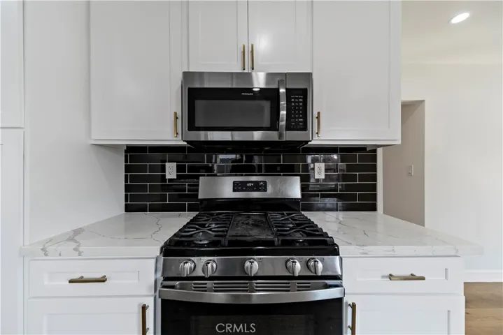 1407 W 80th Street, Los Angeles, California 90047