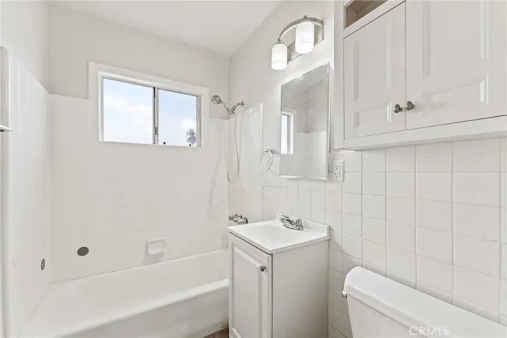 7641 Bright Avenue, Whittier, California 90602