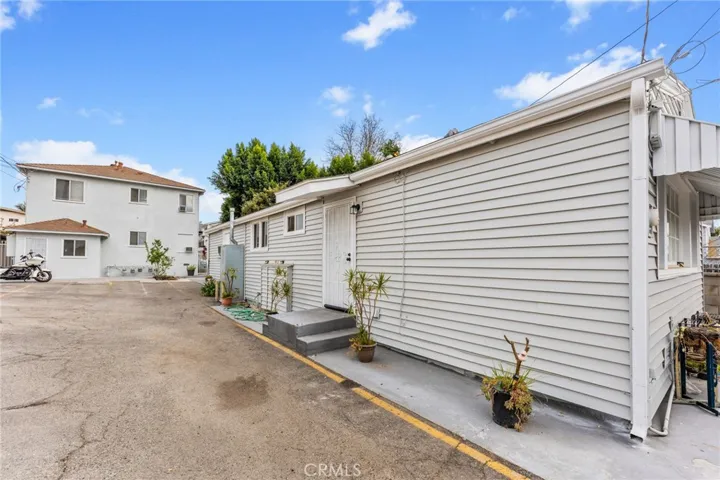 7641 Bright Avenue, Whittier, California 90602