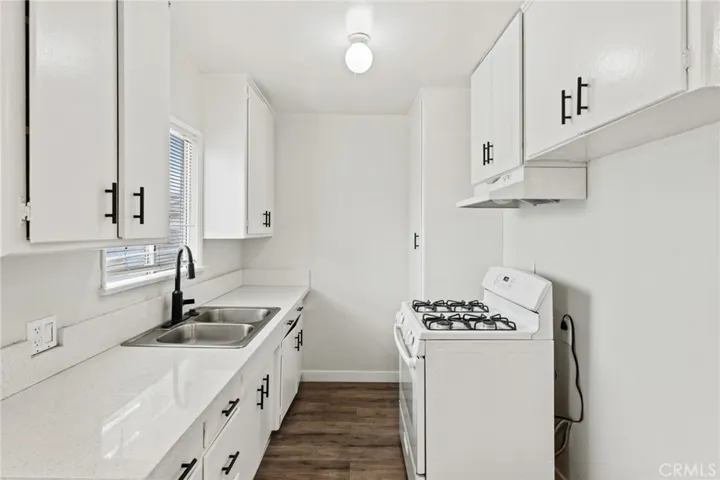 7641 Bright Avenue, Whittier, California 90602