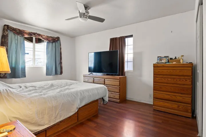 15-web-or-mls-UpmarketMedia-134NHay-15