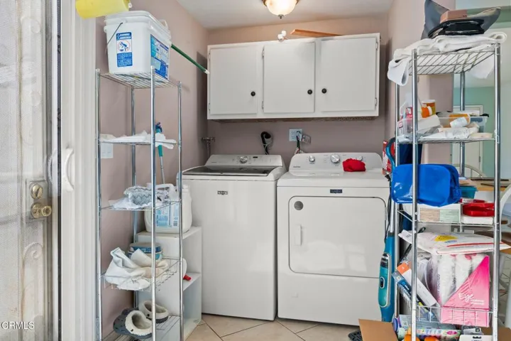 22-web-or-mls-UpmarketMedia-134NHay-51