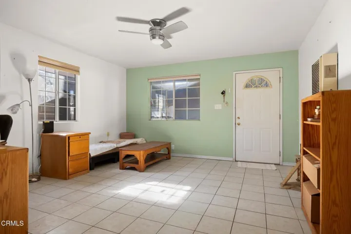 7-web-or-mls-UpmarketMedia-134NHay-27
