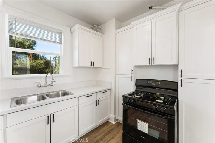 120 W Olive Avenue, Redlands, California 92373