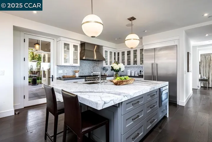 5612 La Salle Ave, Oakland, California 94611
