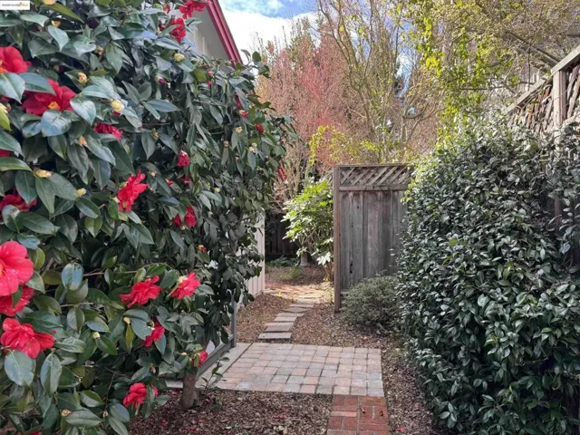 175 Lavell Rd, Santa Rosa, California 95403