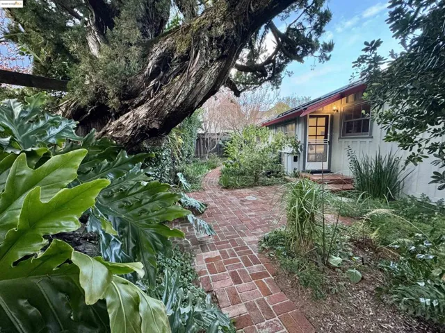 175 Lavell Rd, Santa Rosa, California 95403