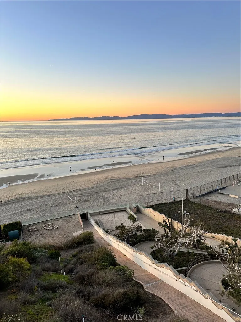 433 Paseo De La Playa, Redondo Beach, California 90277 home-pic-44