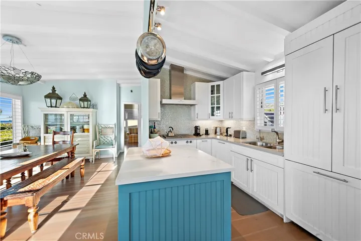 1855 Glenneyre Street, Laguna Beach, California 92651