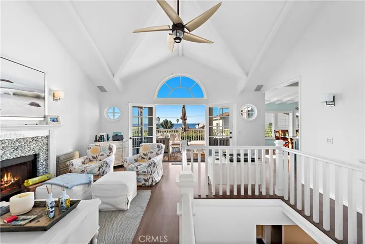 1855 Glenneyre Street, Laguna Beach, California 92651