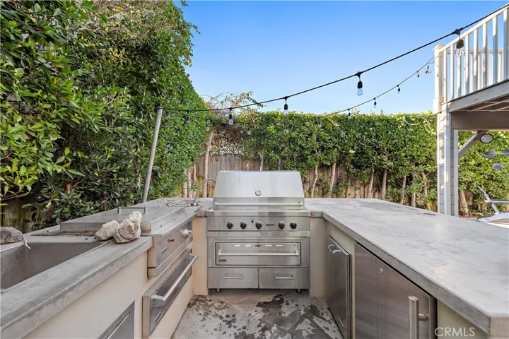 1855 Glenneyre Street, Laguna Beach, California 92651