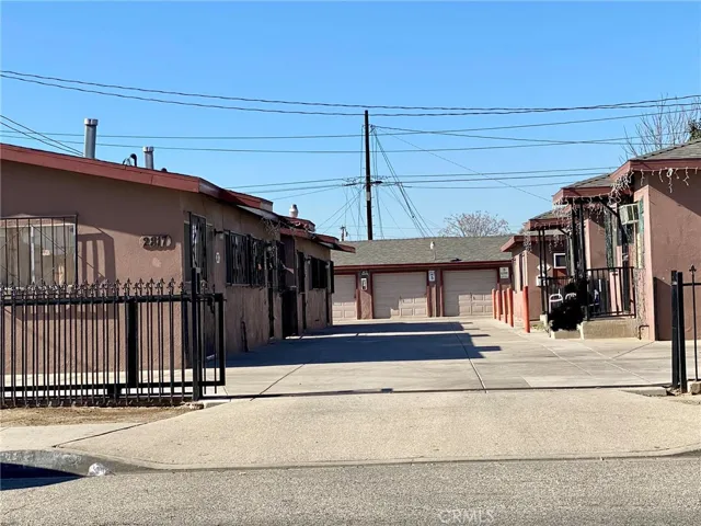 2817 Meeker Avenue, El Monte, California 91732