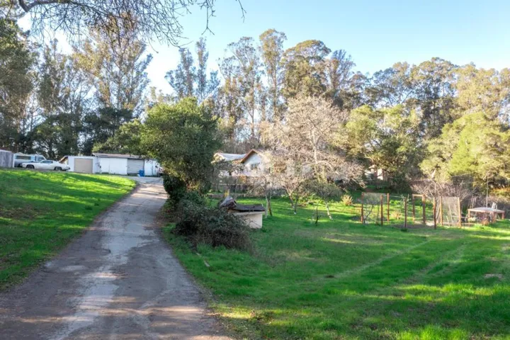2603 Monterey Avenue, Soquel, California 95073