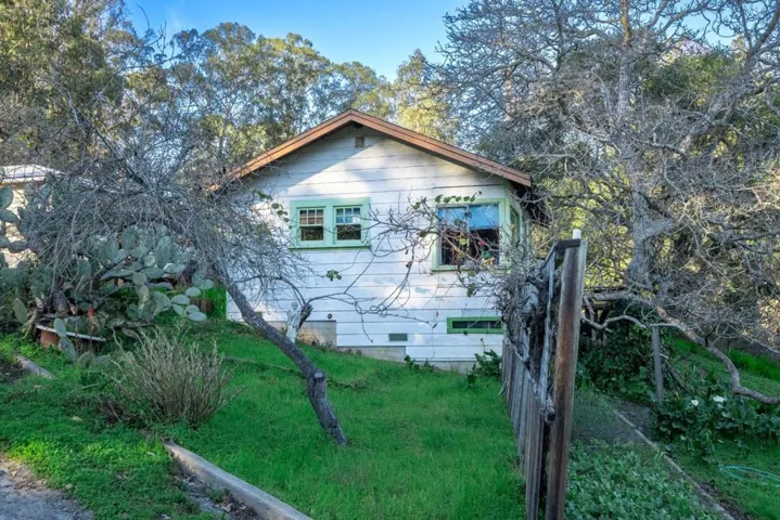 2603 Monterey Avenue, Soquel, California 95073
