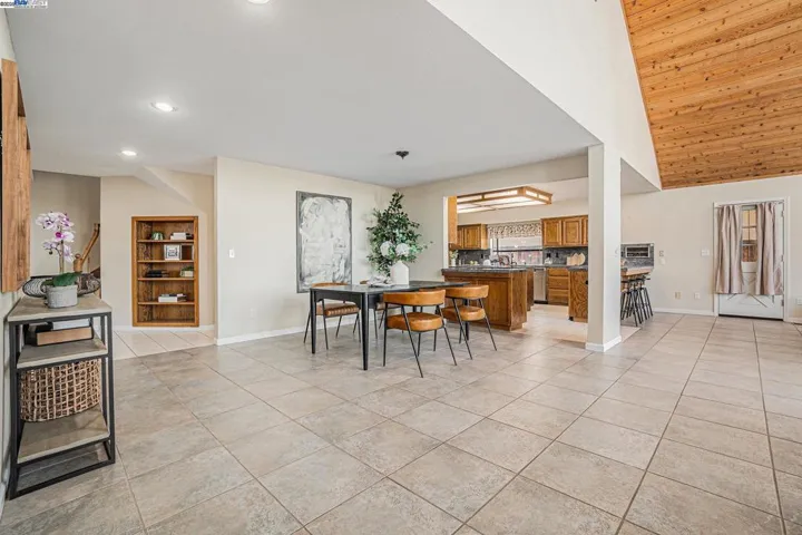 4325 Monterey Ct, Discovery Bay, California 94505