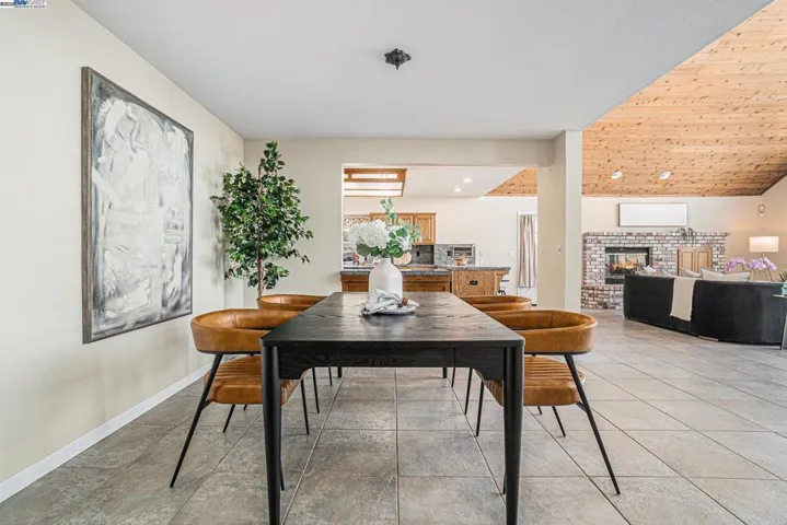 4325 Monterey Ct, Discovery Bay, California 94505