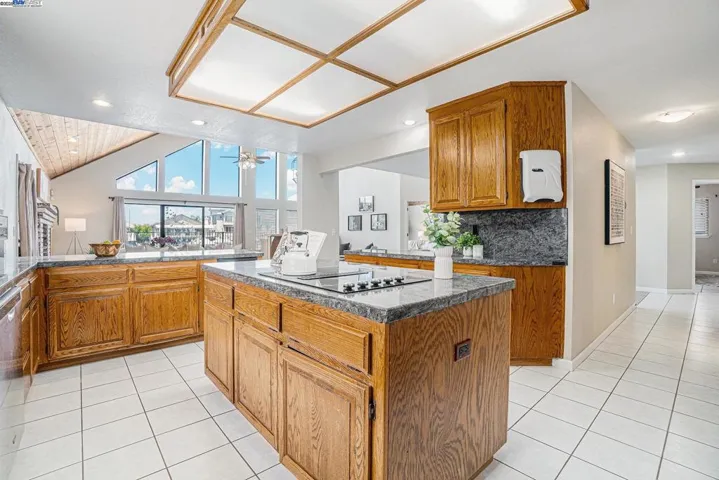 4325 Monterey Ct, Discovery Bay, California 94505
