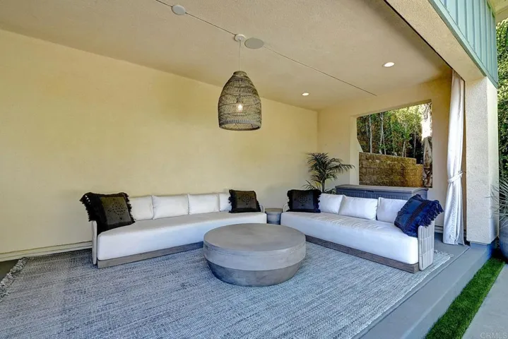 734 Adelaide Circle, Encinitas, California 92024