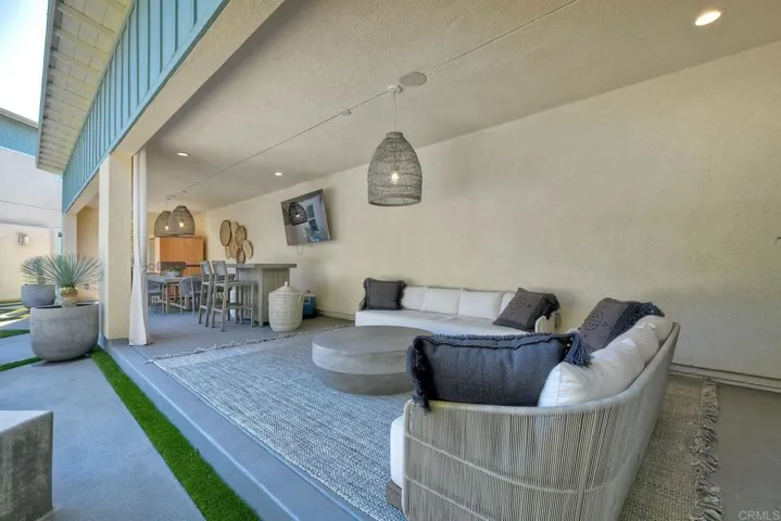 734 Adelaide Circle, Encinitas, California 92024