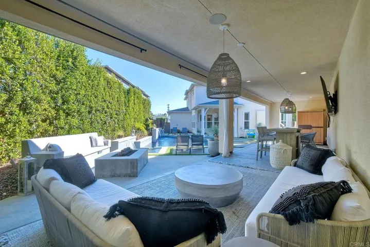 734 Adelaide Circle, Encinitas, California 92024