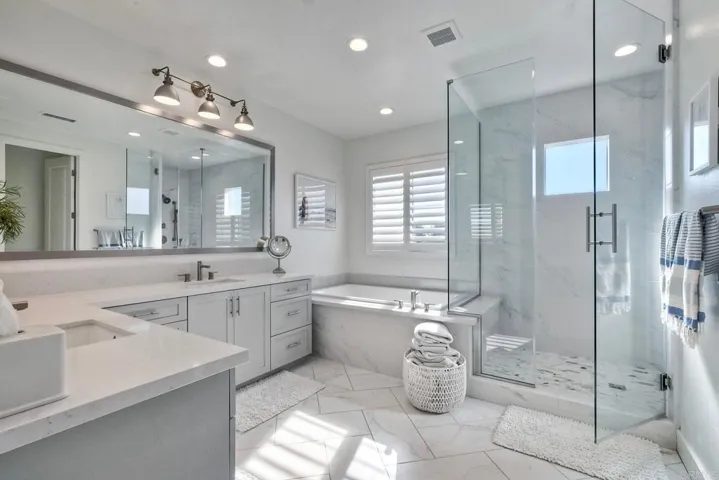 734 Adelaide Circle, Encinitas, California 92024