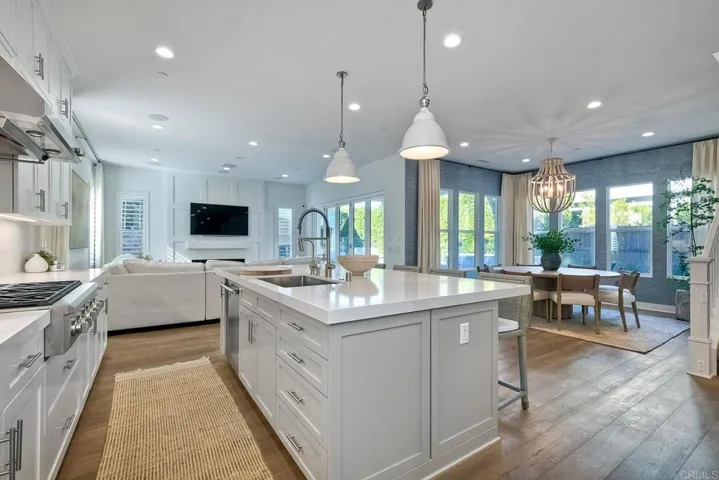 734 Adelaide Circle, Encinitas, California 92024