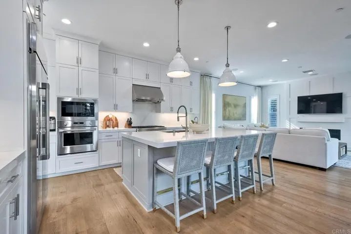 734 Adelaide Circle, Encinitas, California 92024