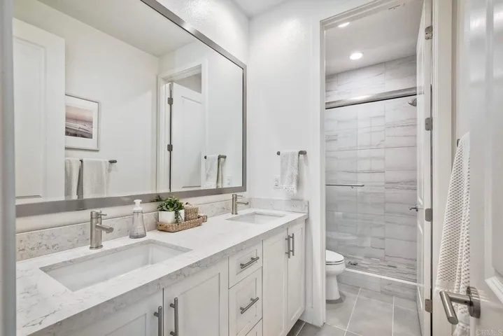 734 Adelaide Circle, Encinitas, California 92024