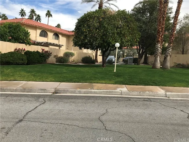 72705 Jack Kramer Lane, Palm Desert, California 92260