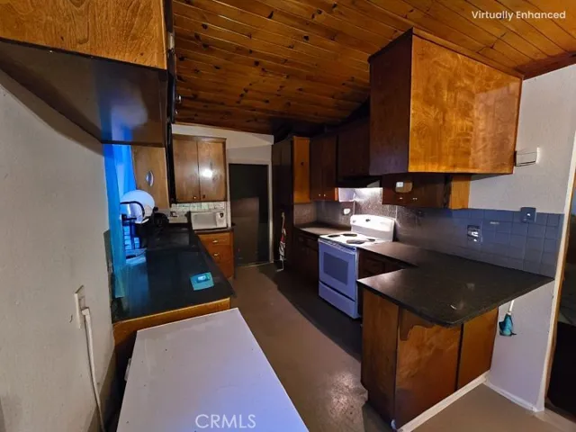 Virtually enhanced Kitchen