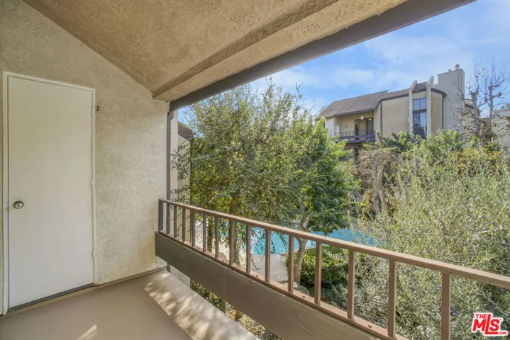8711 Falmouth Avenue 114, Playa Del Rey, California 90293