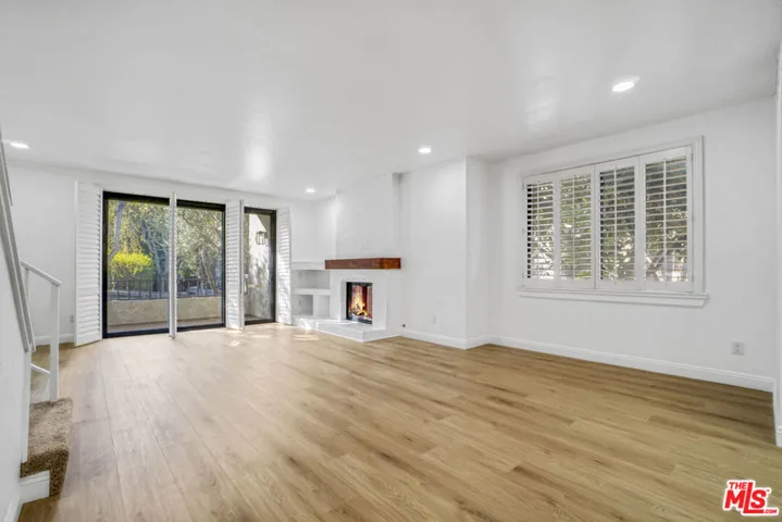 8711 Falmouth Avenue 114, Playa Del Rey, California 90293