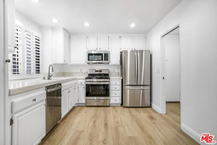 8711 Falmouth Avenue 114, Playa Del Rey, California 90293