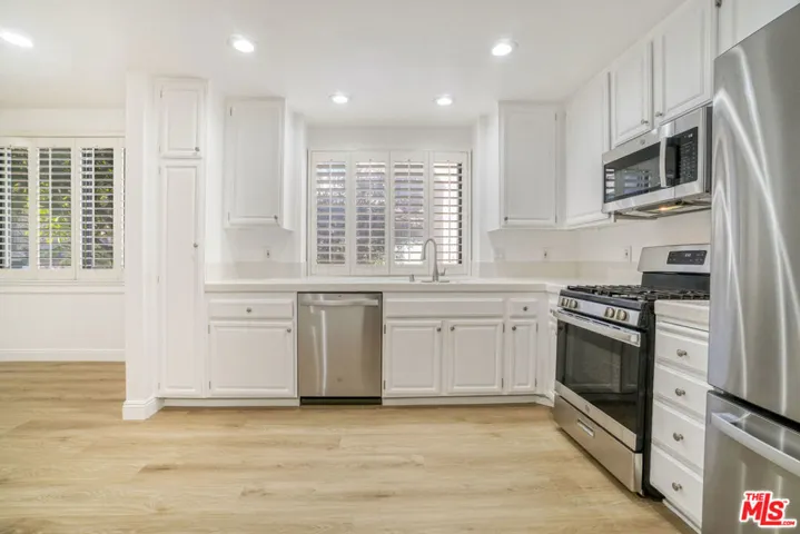 8711 Falmouth Avenue 114, Playa Del Rey, California 90293