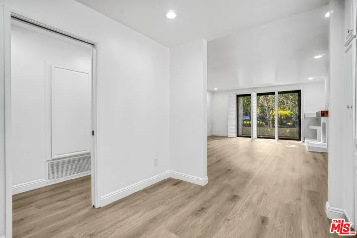 8711 Falmouth Avenue 114, Playa Del Rey, California 90293