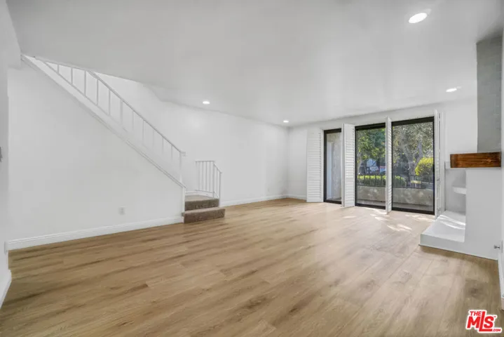 8711 Falmouth Avenue 114, Playa Del Rey, California 90293
