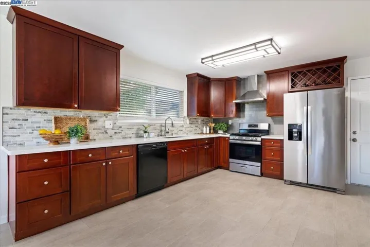 1520 Arkell Rd, Walnut Creek, California 94598