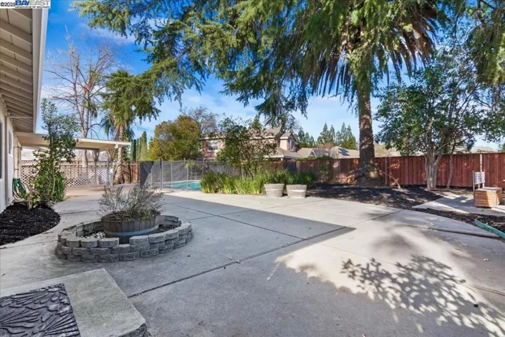 1520 Arkell Rd, Walnut Creek, California 94598