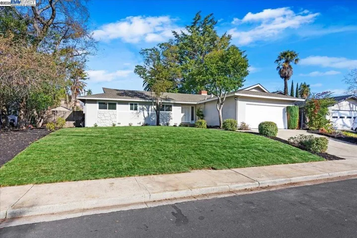 1520 Arkell Rd, Walnut Creek, California 94598